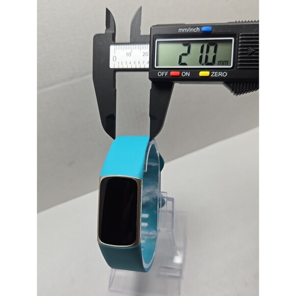 Fitbit Charge 5 Fitness Tracker GPS SpO2 Sleep Monitor Activity W/ Charger Watch - Picture 6 of 11